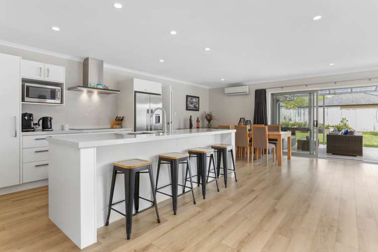 7 Larmer Drive Kumeu_9