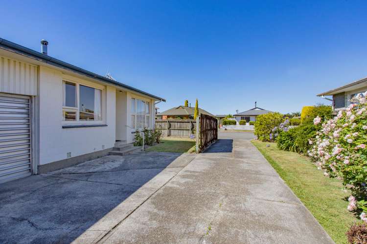 19 Seadown Crescent Amberley_11