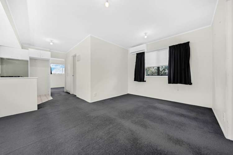 9 & 9A Sherie Place Howick_19