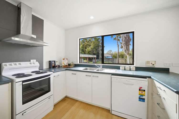52A Woodside Road Massey_10