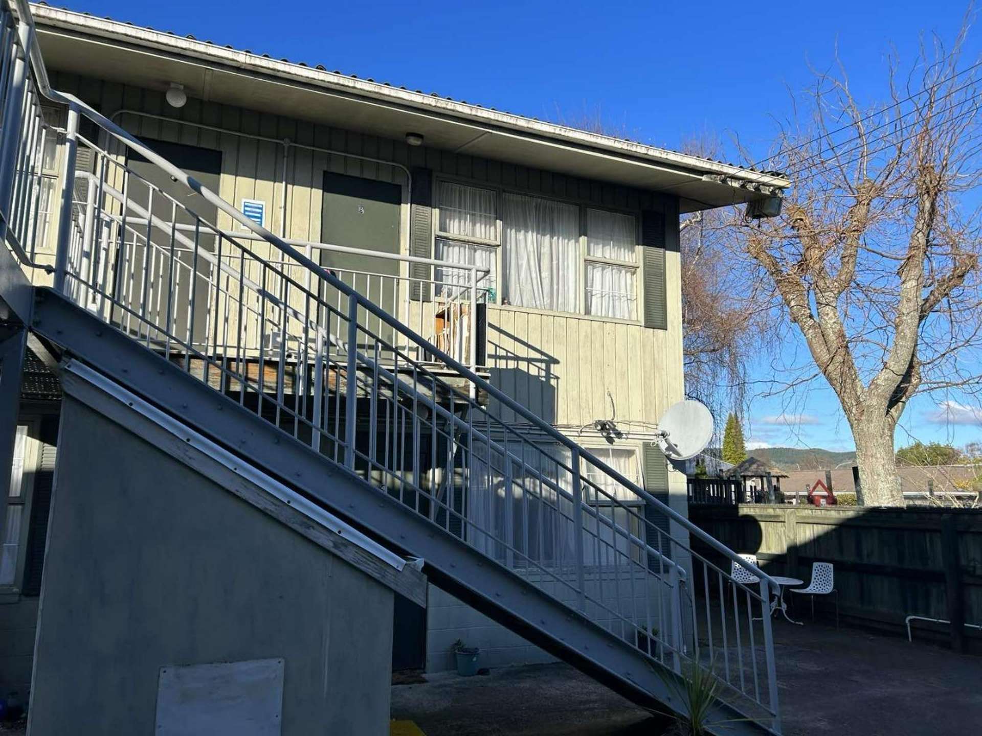 8/10 Eason Street Victoria_0