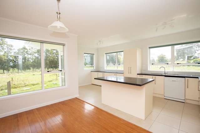 24 Wharf Road Kerepehi_3