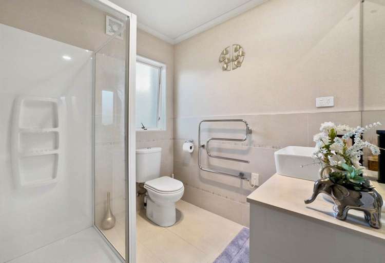 10 Mission Heights Drive Flat Bush_18