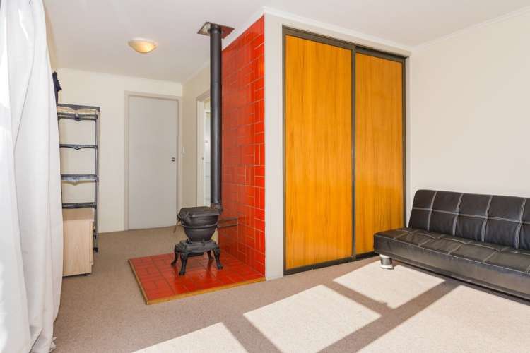 45 Selwyn Crescent Forrest Hill_17