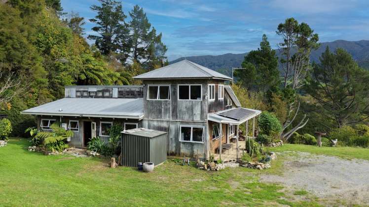 1155 East Takaka Road Upper Takaka_15