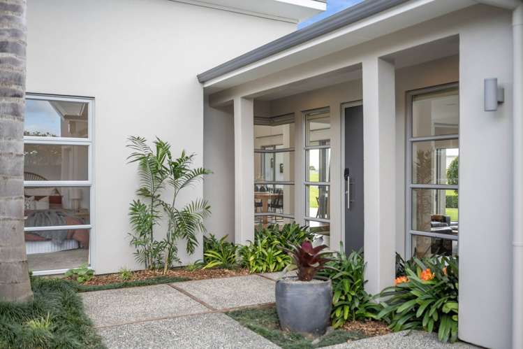 9 Intrepid Crescent Beachlands_30