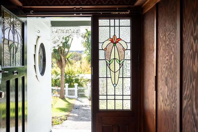 28 Harrington Street Lawrence_1