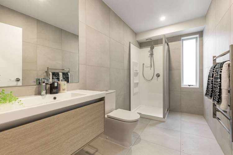 23 Taikura Avenue Red Beach_7