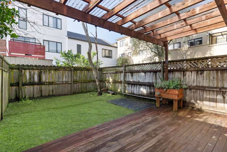 17/12 Ambrico Place New Lynn_13