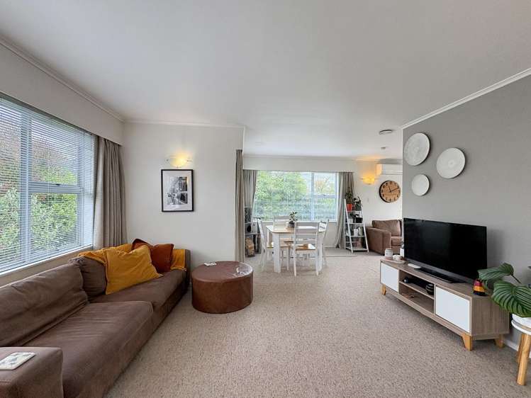 48 Great North Road 1228_7