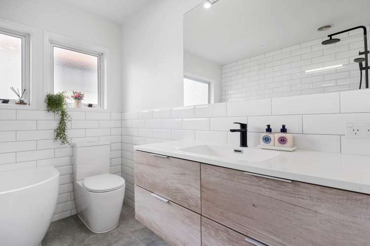 2/69 Paihia Road One Tree Hill_8