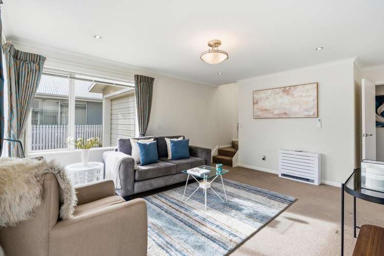 8B Reid Avenue Mosgiel_4