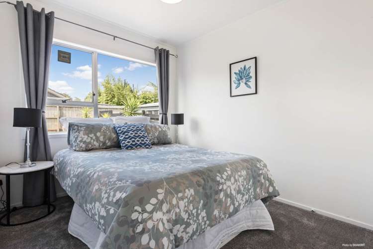 14 Moncrieff Avenue Clendon Park_8