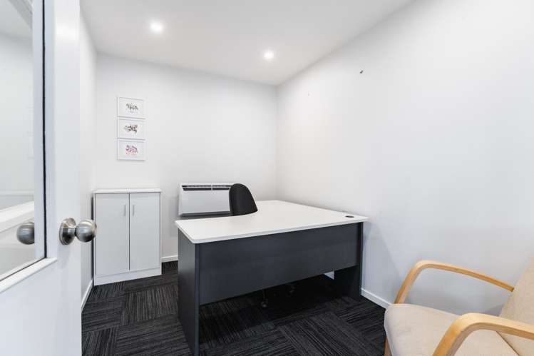 300 Kaikorai Valley Road Bradford_13