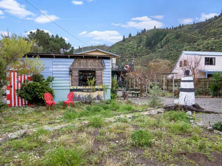 299 Rarangi Beach Road Rarangi_14