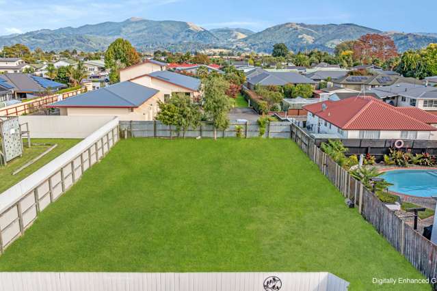 Covenant Free Section in Motueka