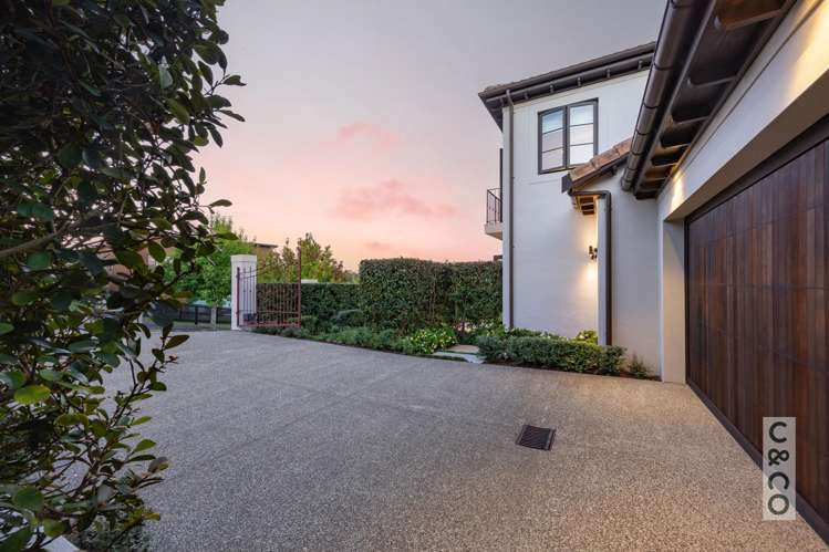 8 Tauwaka Crescent Riverhead_48