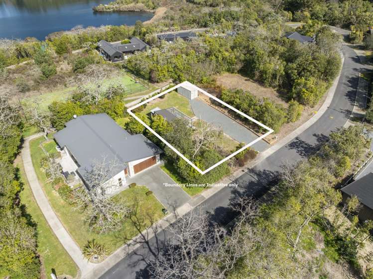 8 Parawera Drive Acacia Bay_3