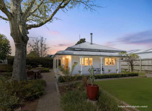 Timeless Charm, Gardens & Coastal Living