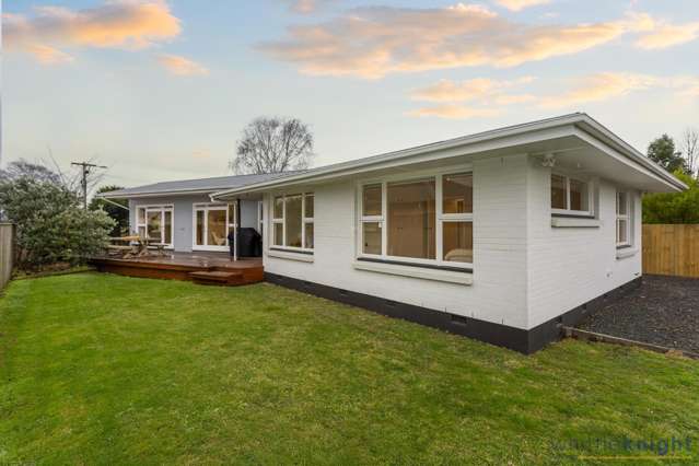 Stunning modernised property with central heating