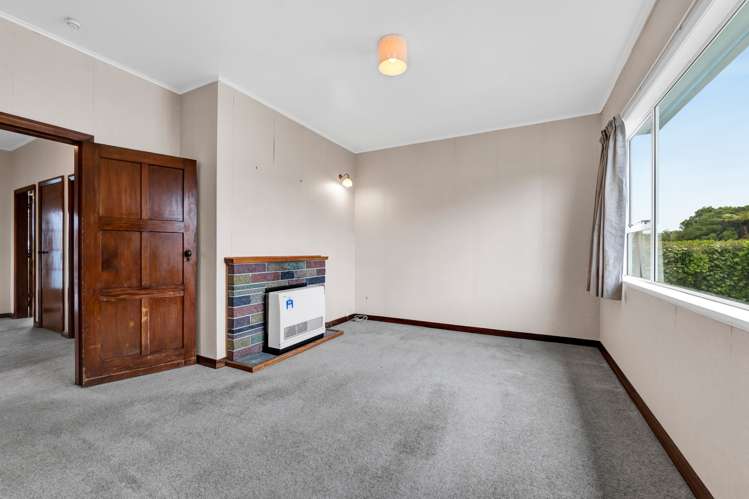 47 Domett Street Opunake_13