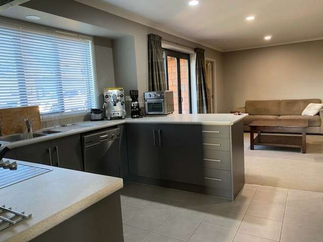 4 Mountain View Road 10770_4