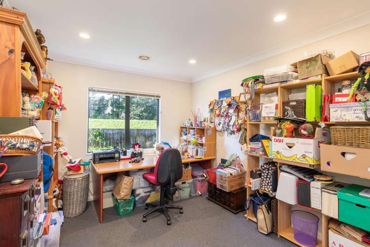 17 Mary Huse Grove Manor Park_10