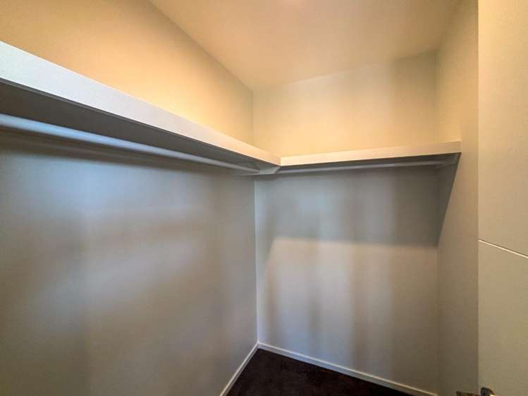 15 Estival Drive 11103_6