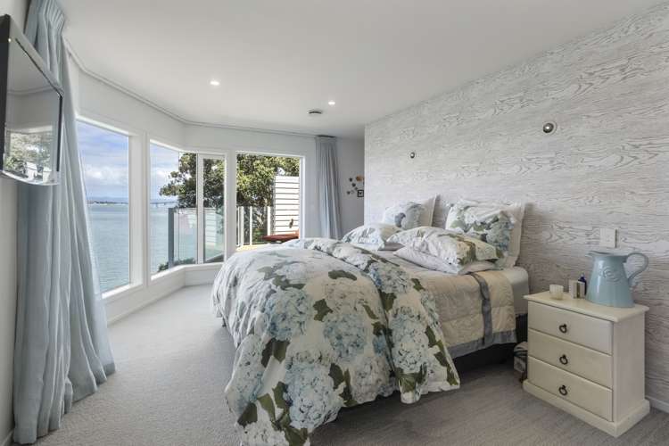 83 Ngataringa Road Devonport_12