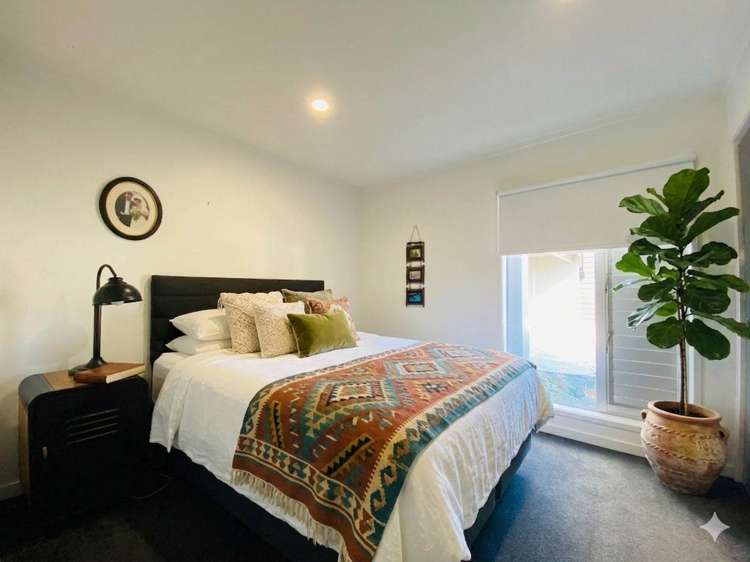 14 Blomfield Lane Kingseat_12