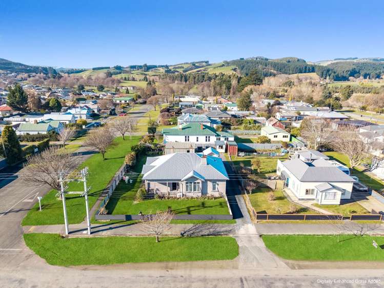 29 Huron Street Gore Surrounds_11