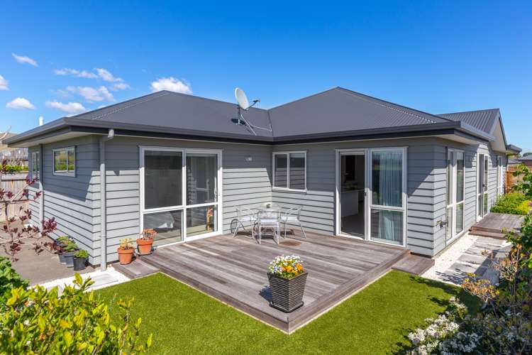 24 Ara Drive Redwoodtown_1