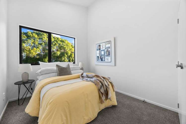 113 Te Atatu Road Te Atatu South_3