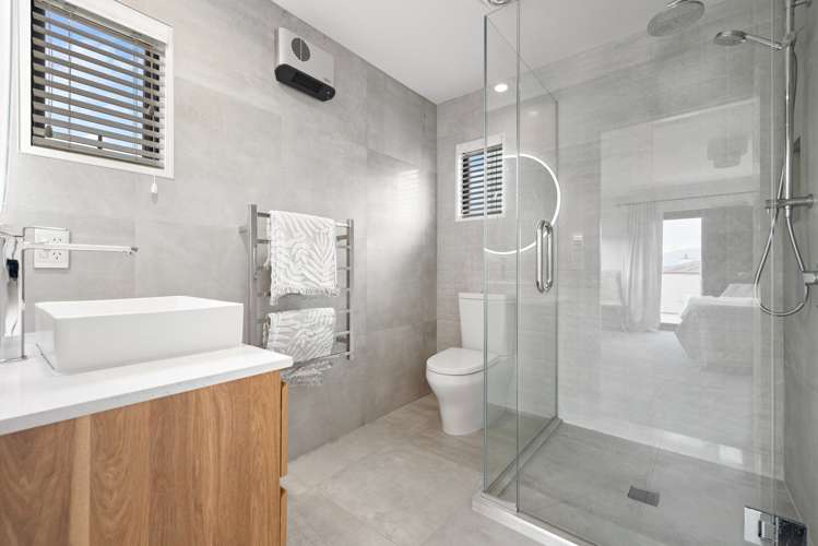 62 Oregon Drive Kelvin Heights_18