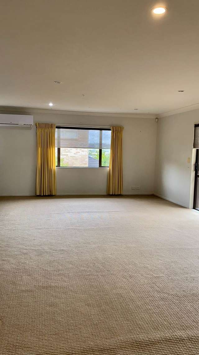 3 Terrasini Drive Flat Bush_2