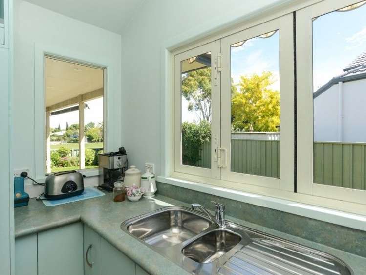 8 Phoenix Place Havelock North_14