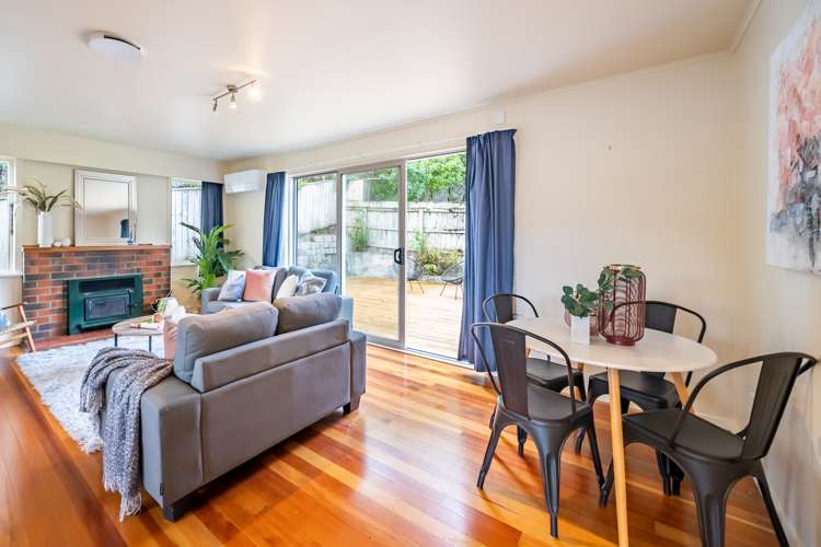 10 James Grove Stokes Valley_6