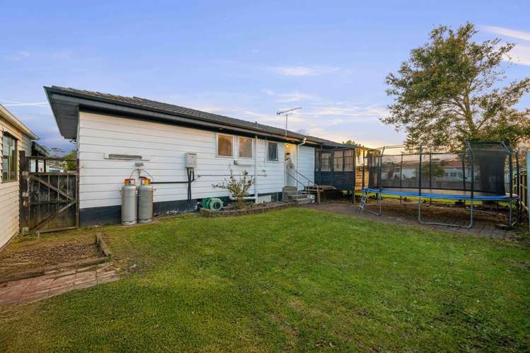 16 Neems Place Manurewa_18