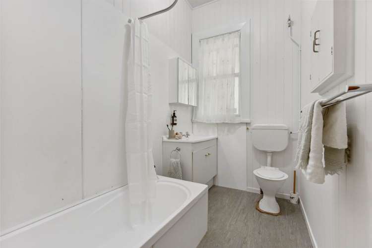 58 Quadrant Road Onehunga_21