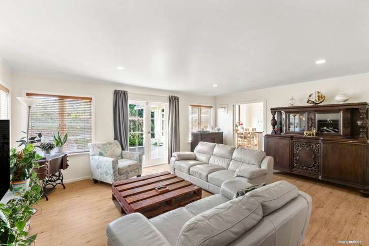 12 William Potter Lane Karaka_13