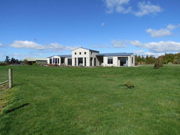 69 Adam Fleming Road Gore Surrounds_1