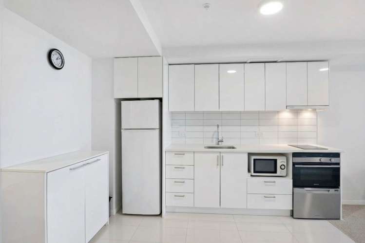 602/168 Hobson Street City Centre_2