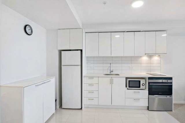602/168 Hobson Street City Centre_3