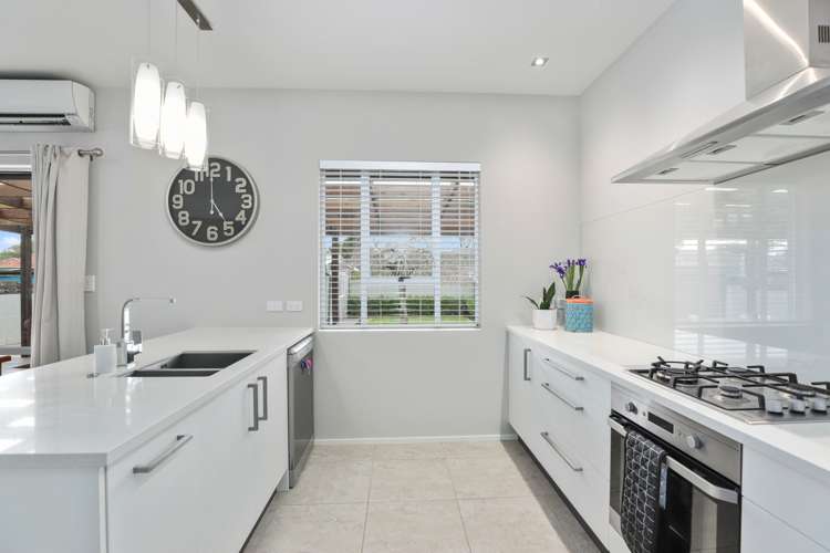 85 Jellicoe Drive Hamilton East_5