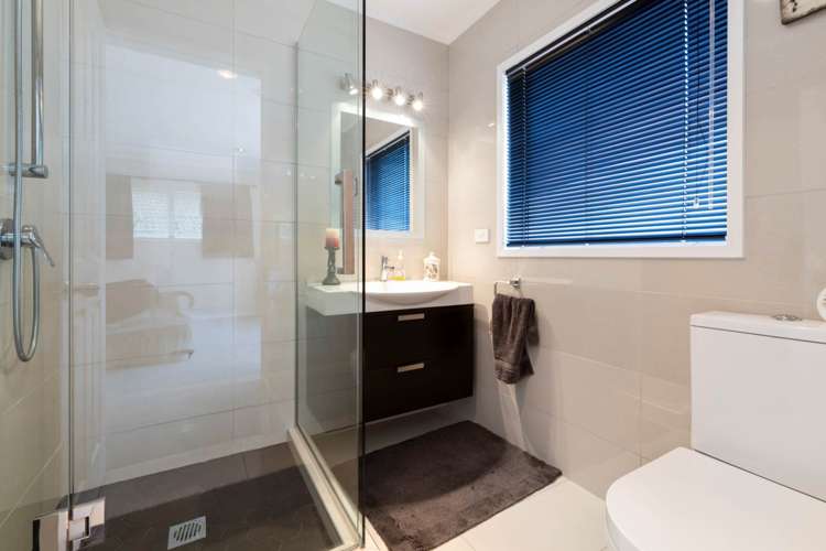 8 Newbliss Crescent East Tamaki Heights_22