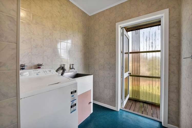 221 Stanley Road Te Popo_21