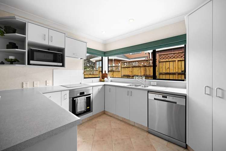 3 Sunny Dale Western Heights_4