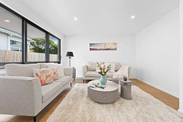 2d Queen Mary Avenue Epsom_3