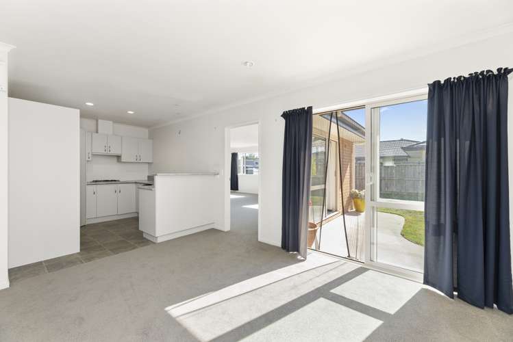 5 Rosewood Place Redwoodtown_12