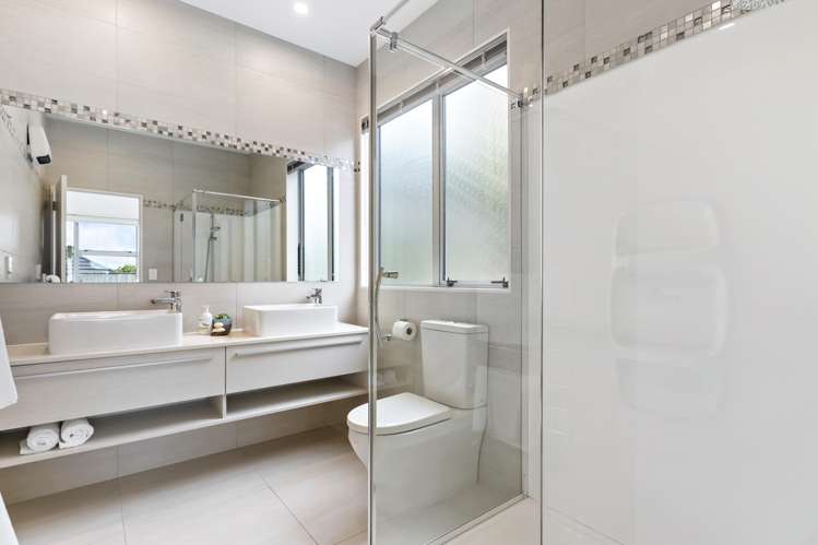 6 Kibblewhite Avenue Beachlands_24